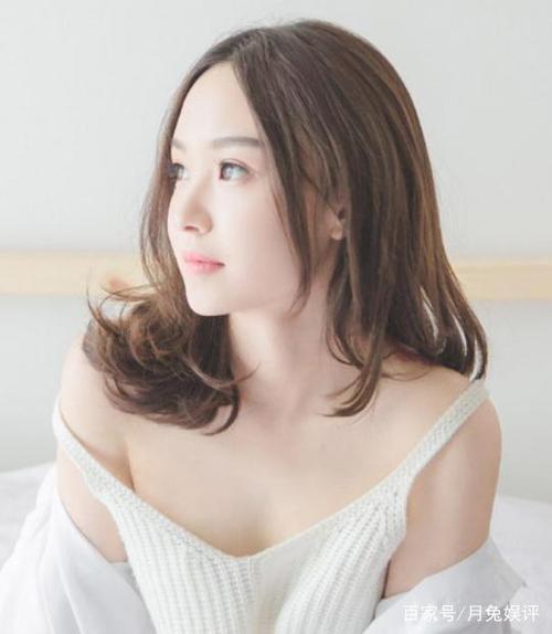 小城与后妈封面