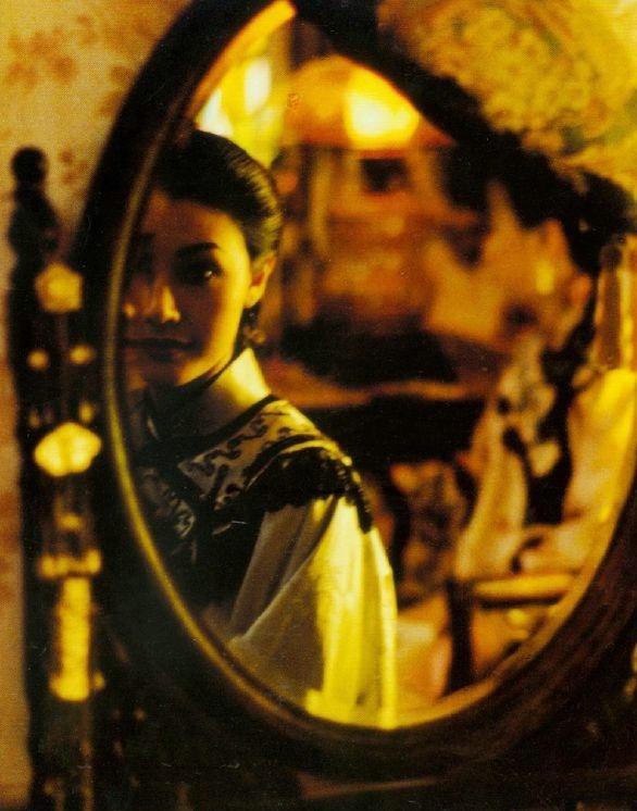 芸晴书寓封面